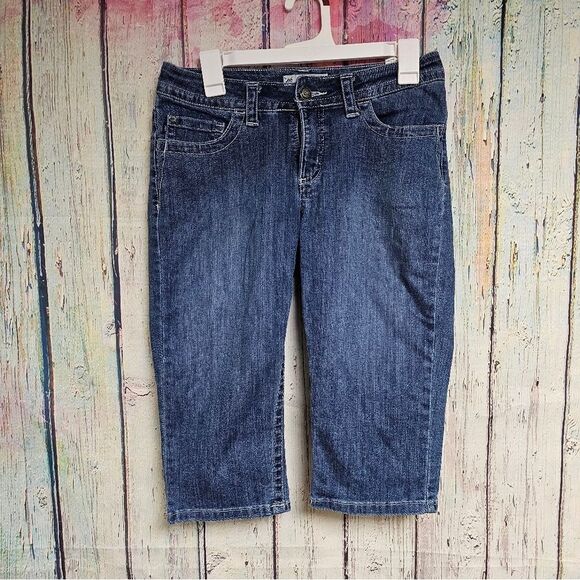 Lee Pants - EUC‎ Lee Size 8 capri